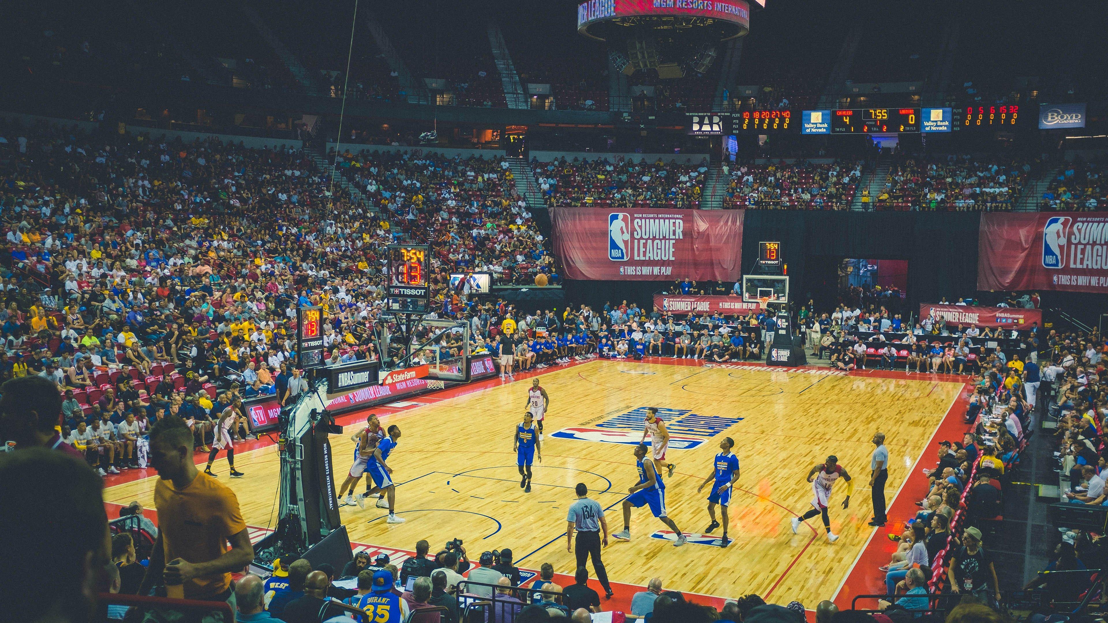 刘邵子洋，以诺伊尔为楷模，脚踏实地迈向绿茵巅峰